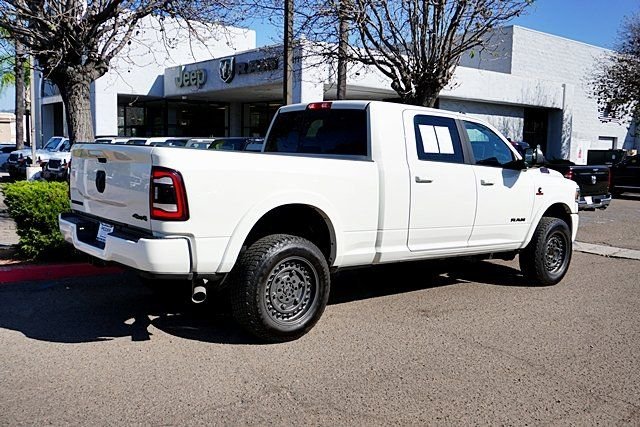 Used 2020 White Ram Laramie Night Edition image 9
