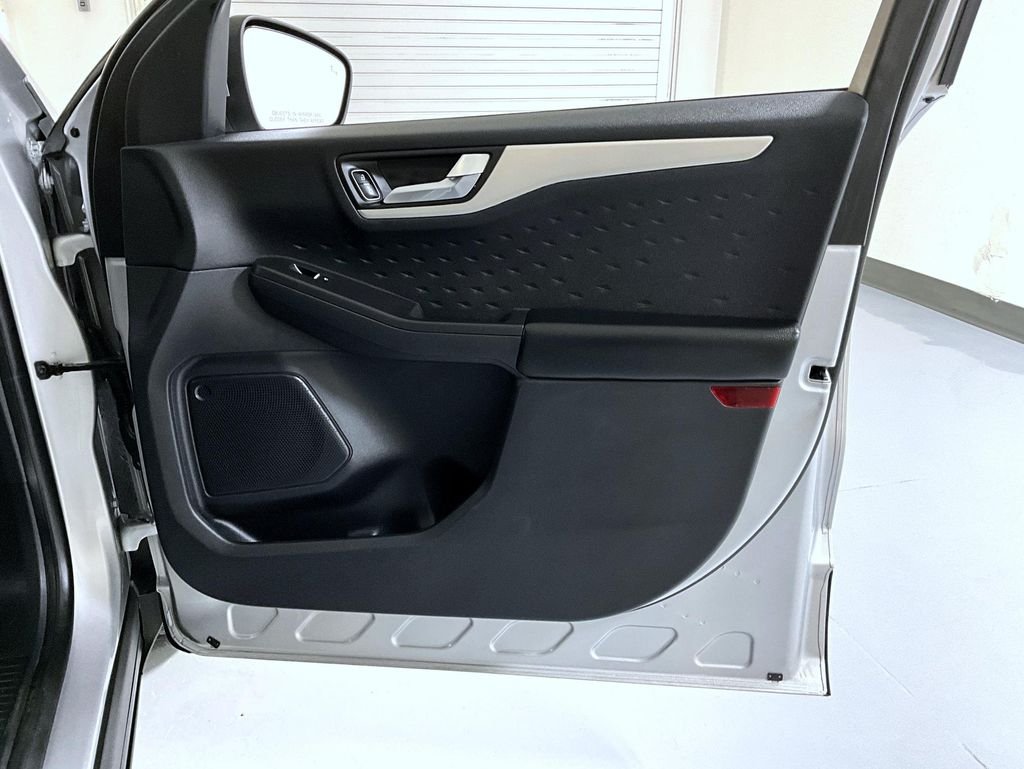 Used 2020 Silver Ford SEL image 16