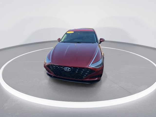 Used 2023 Red Hyundai SEL image 3
