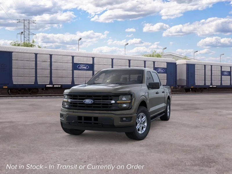 New 2026 Marsh Gray Ford XLT image 2