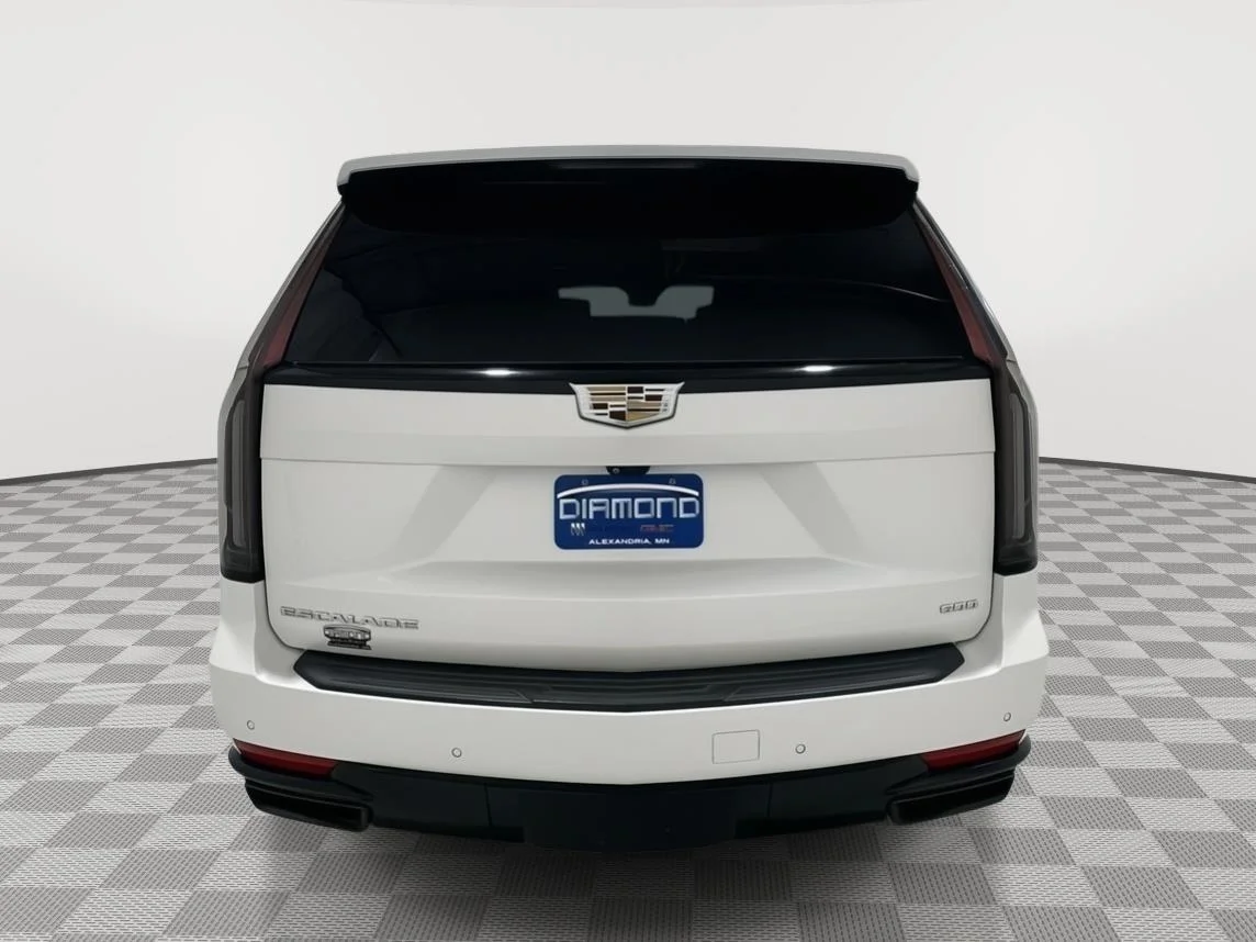 Used 2023 Crystal White Tricoat Cadillac Sport Platinum image 4