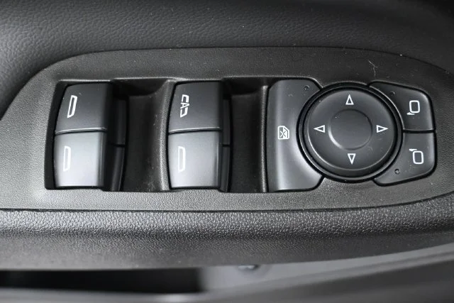 Used 2024 Summit White Chevrolet LT image 12