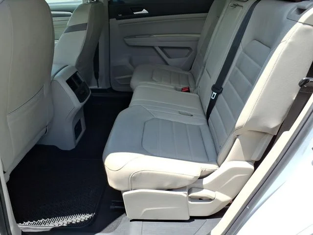 Used 2021 White Volkswagen SEL Premium image 18