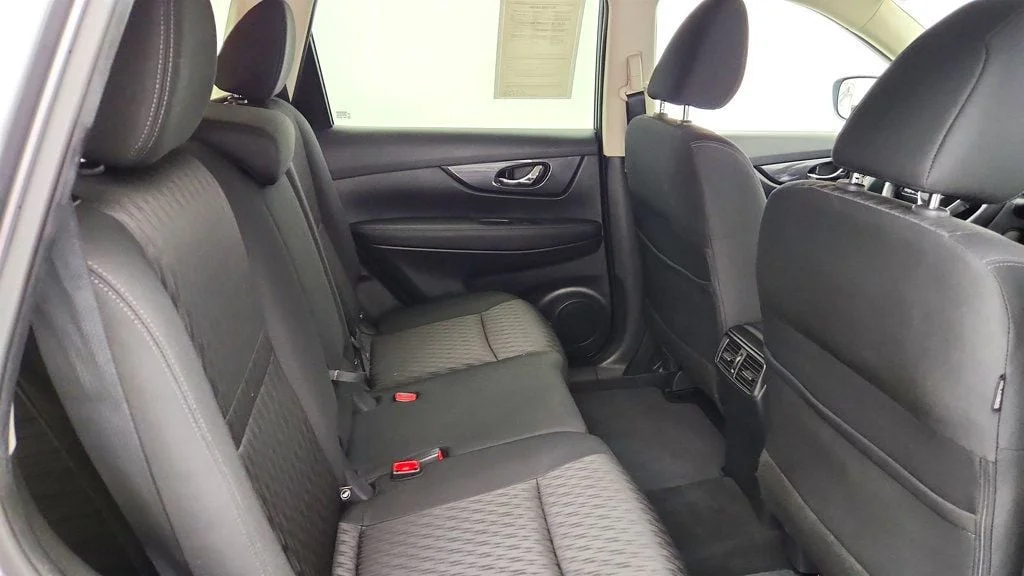 Used 2018 Gun Metallic Nissan AWD SV w/ Premium Package & Navigation image 22