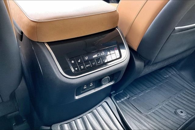 Certified Used 2025 Black INFINITI SENSORY image 32