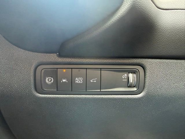 2025 Chevrolet Equinox EV LT - Photo 24