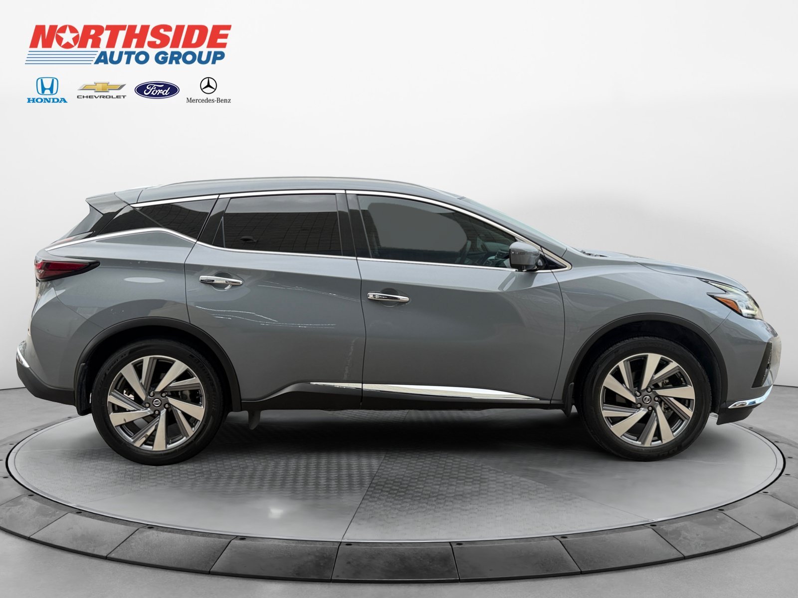 Used 2021 Boulder Gray Nissan SL image 8
