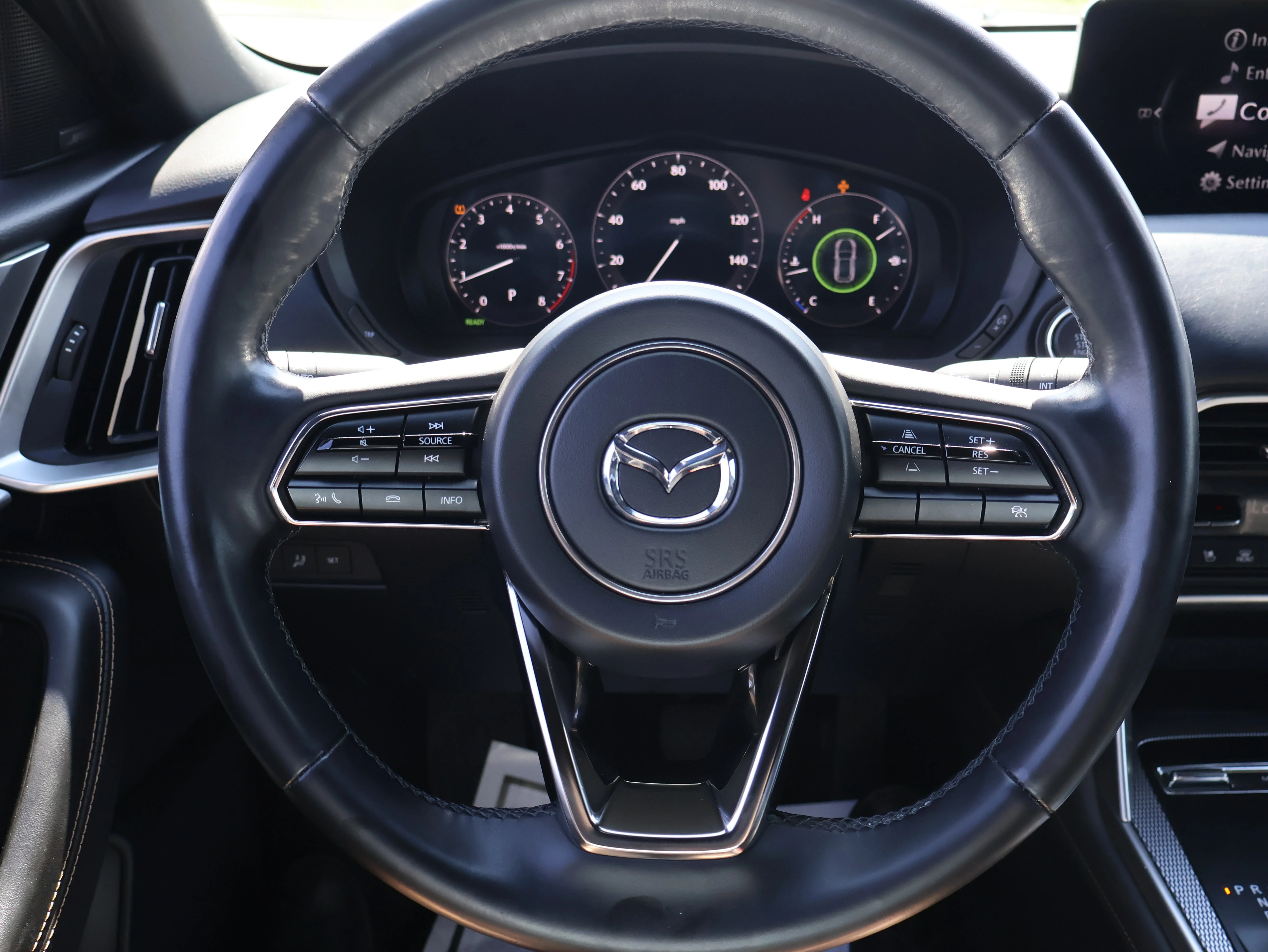 Used 2024 Platinum Quartz Mazda 3.3 Turbo Premium Plus image 44