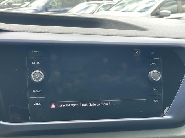 Used 2022 Black Volkswagen 1.5T SE image 27