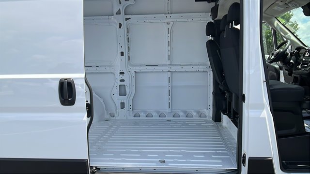 New 2026 Bright White Clearcoat RAM Tradesman image 13