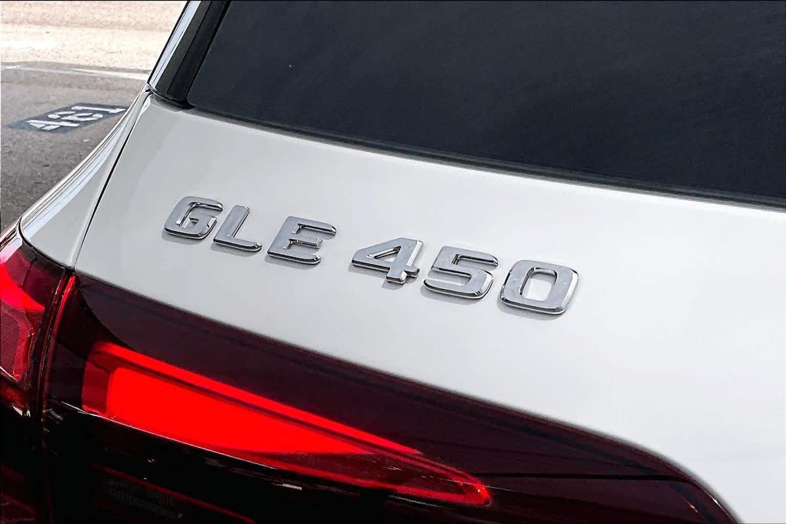 New 2026 Polar White Mercedes-Benz GLE 450 image 7