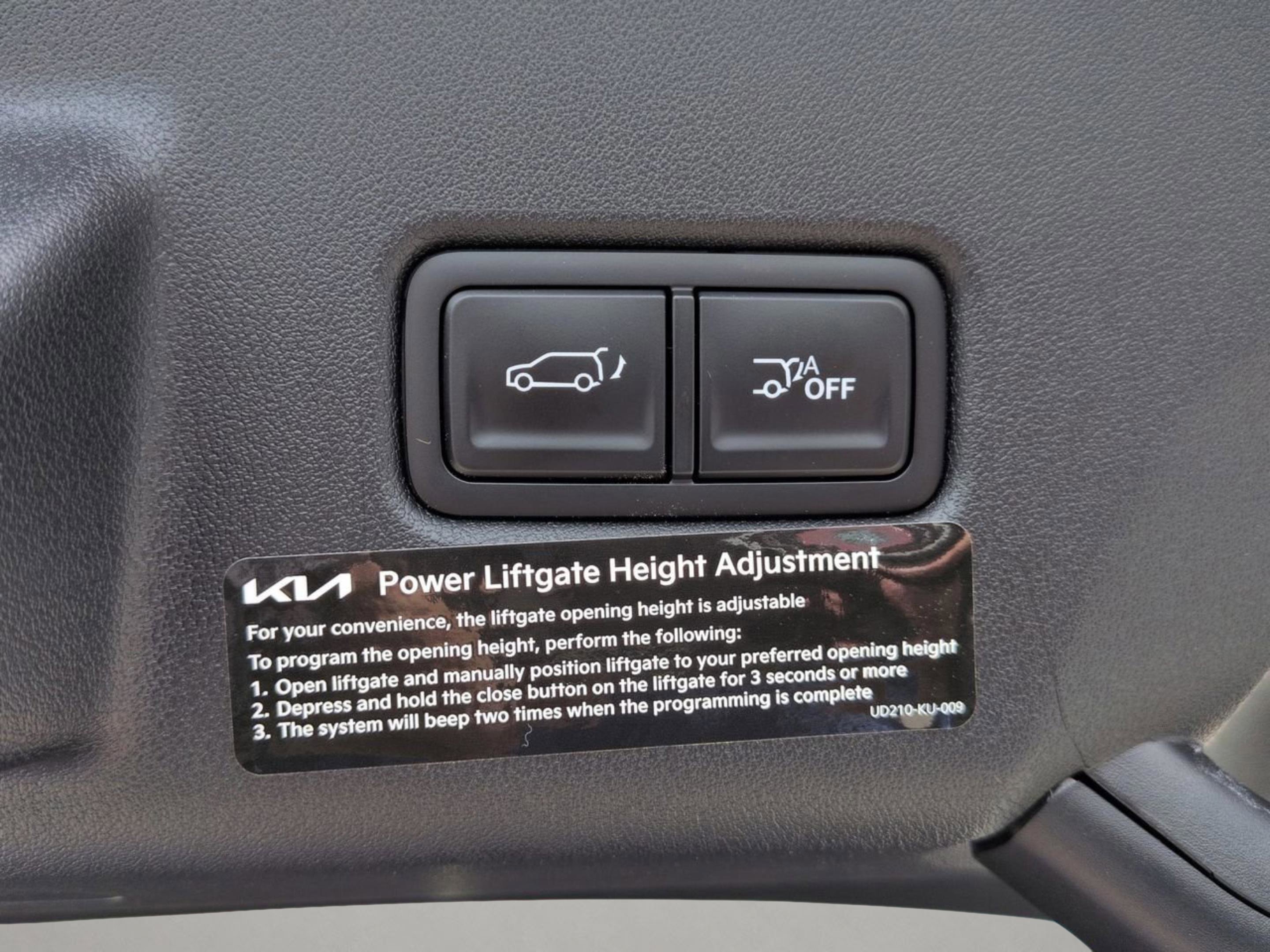 New 2027 Glacial White Pearl Kia EX image 11