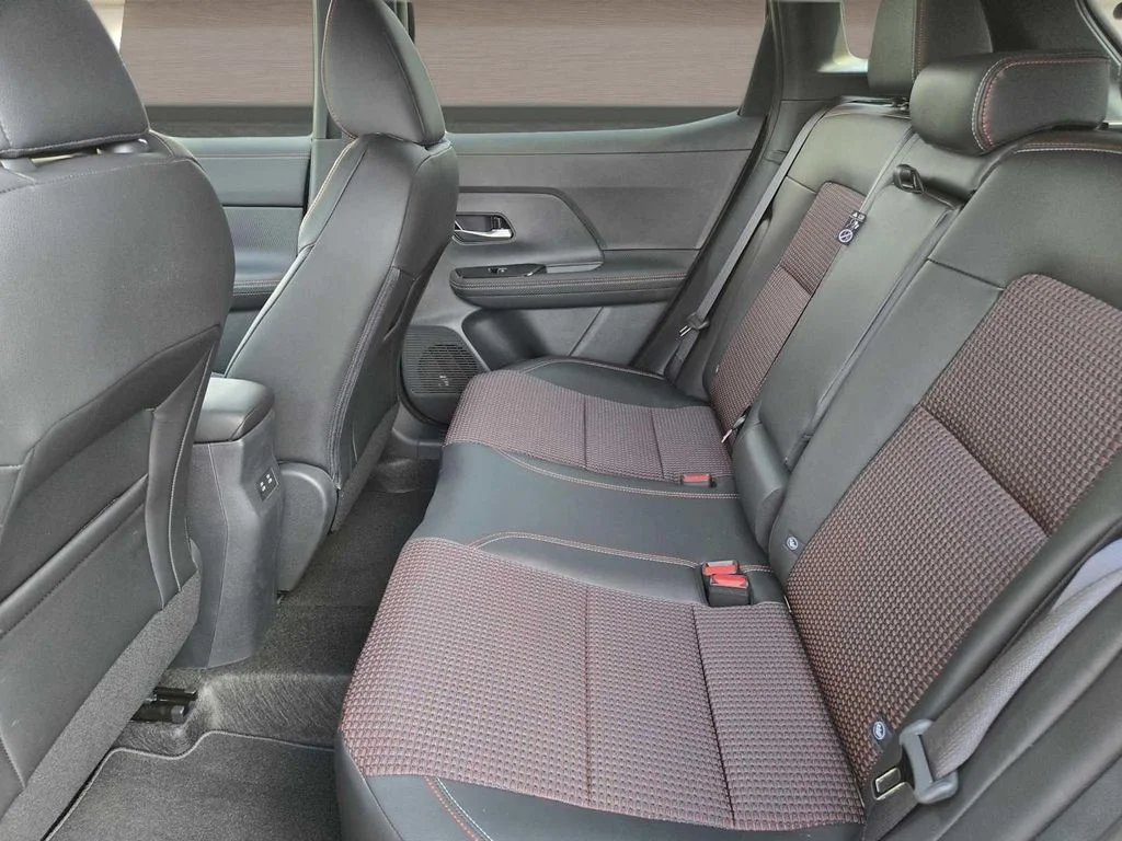 2025 Nissan Kicks SR - Photo 13