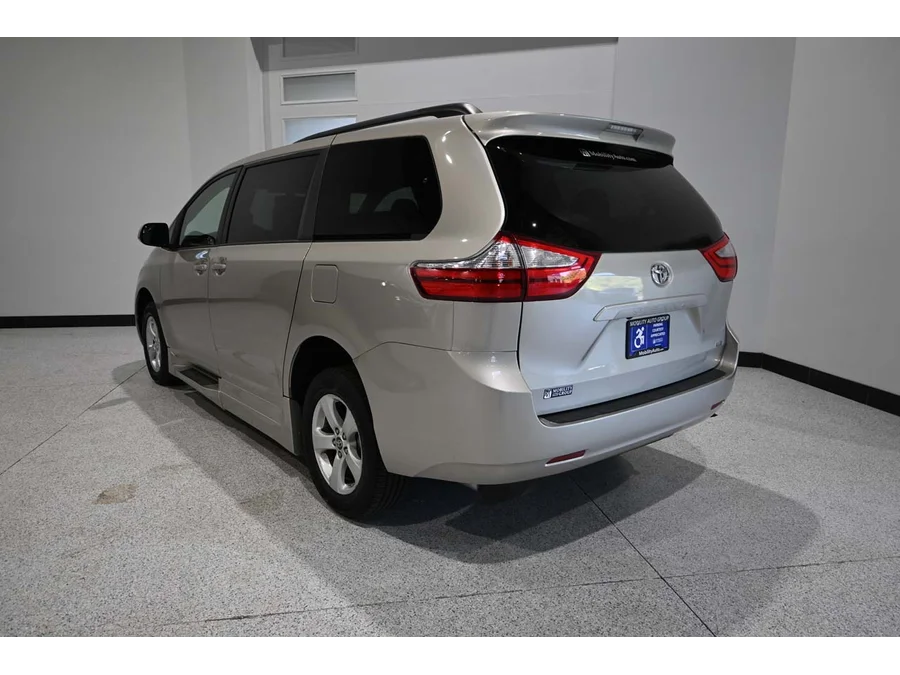 Used 2015 GOLD Toyota LE Mobility Handicap Van image 8