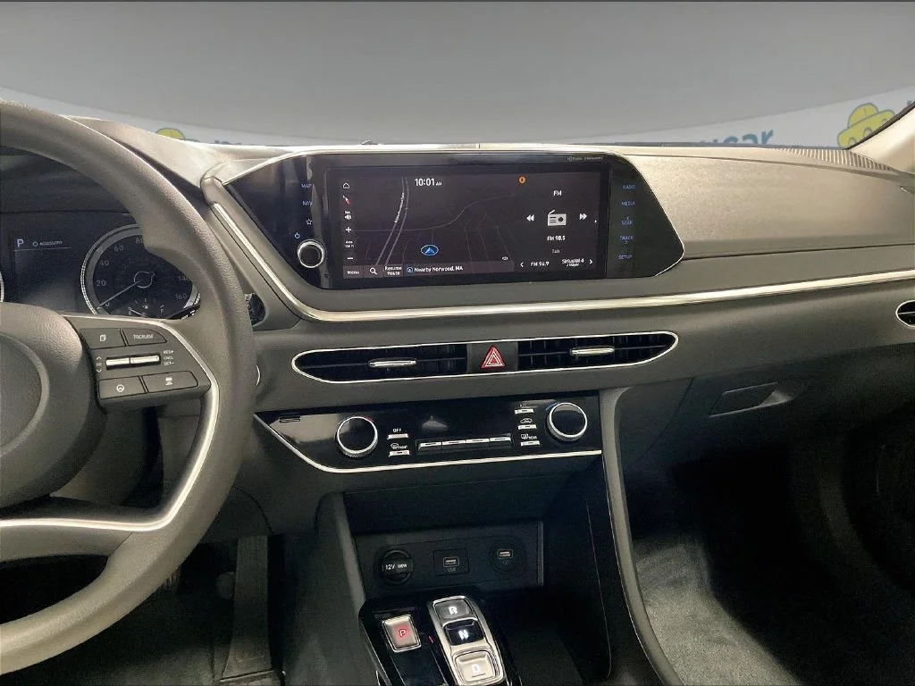 Certified Used 2023 White Hyundai SEL image 18