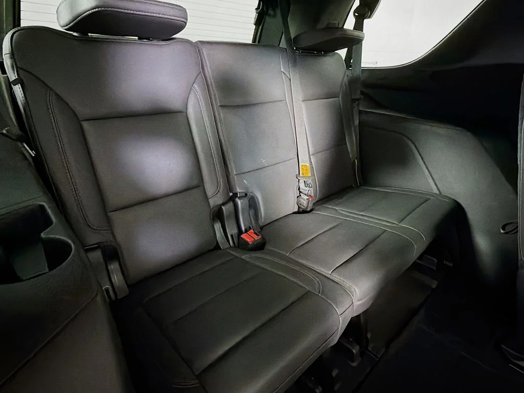 Used 2021 Gray Chevrolet Z71 image 26