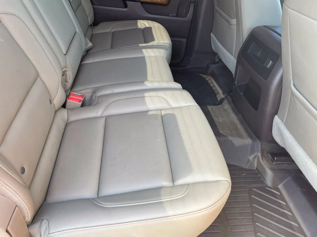 Used 2018 Red GMC SLT image 17
