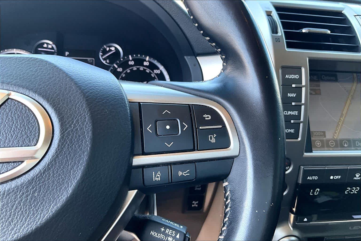 Used 2020 Starfire Pearl Lexus Premium image 22