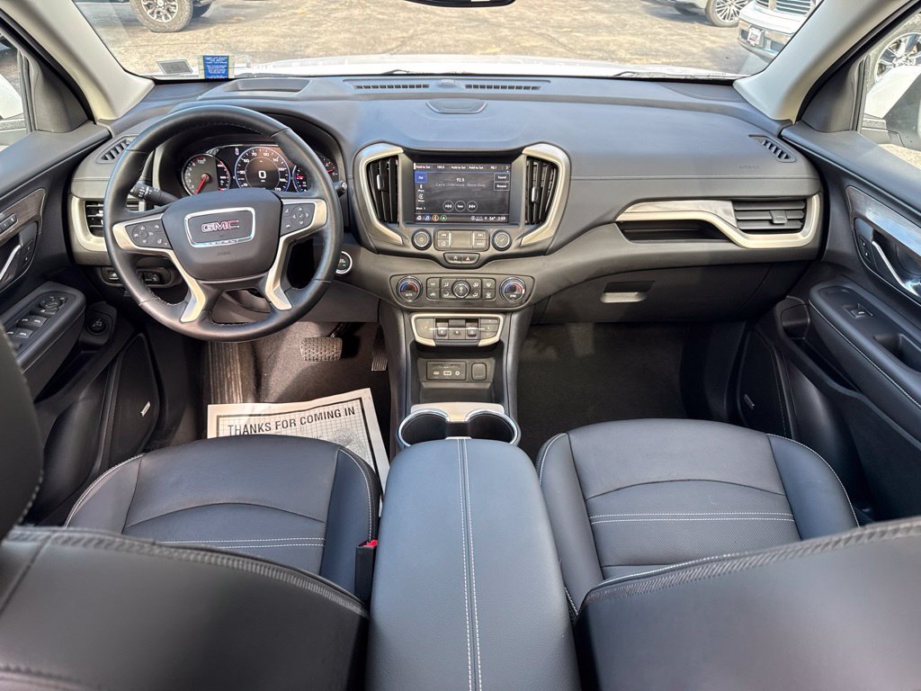 Used 2024 White GMC Denali image 18