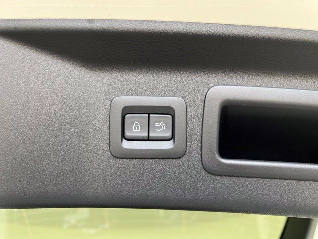 New 2026 White Mazda 3.3 Turbo Select image 38