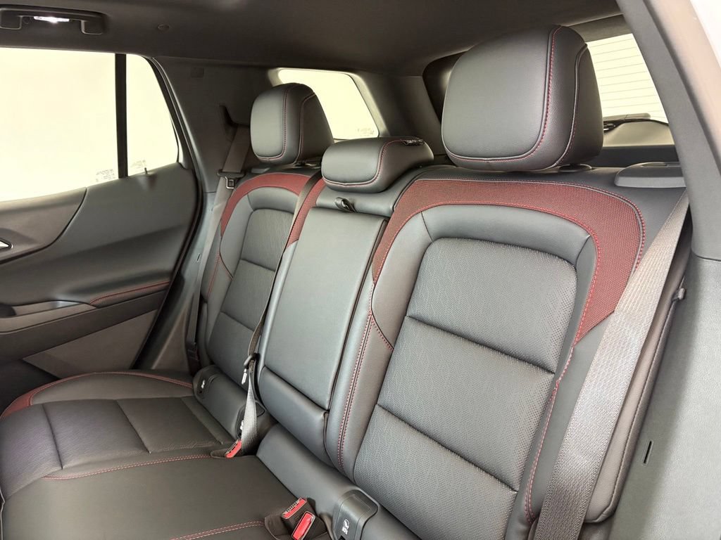 2027 Chevrolet Equinox RS - Photo 35