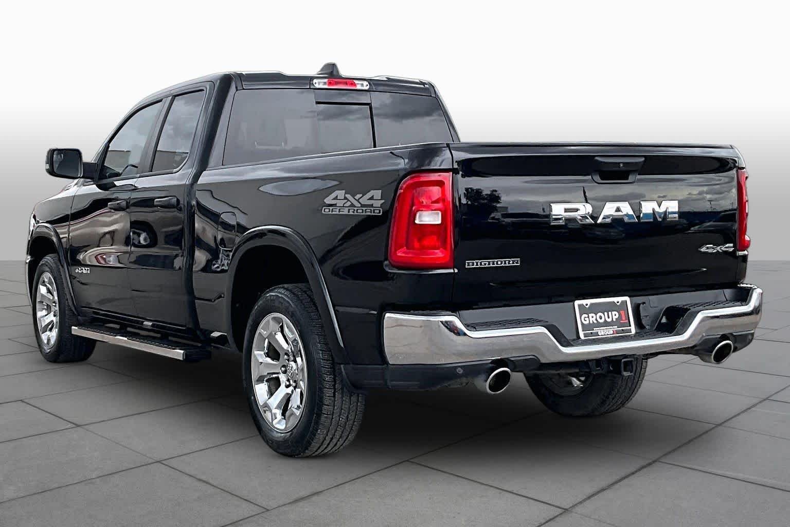 Certified Used 2025 Diamond Black Ram Big Horn image 12