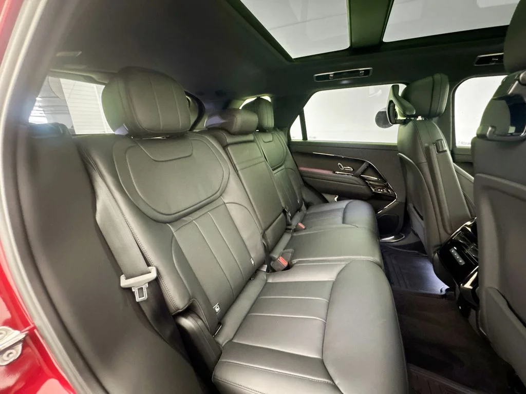 New 2026 Firenze Red Land Rover SE image 28