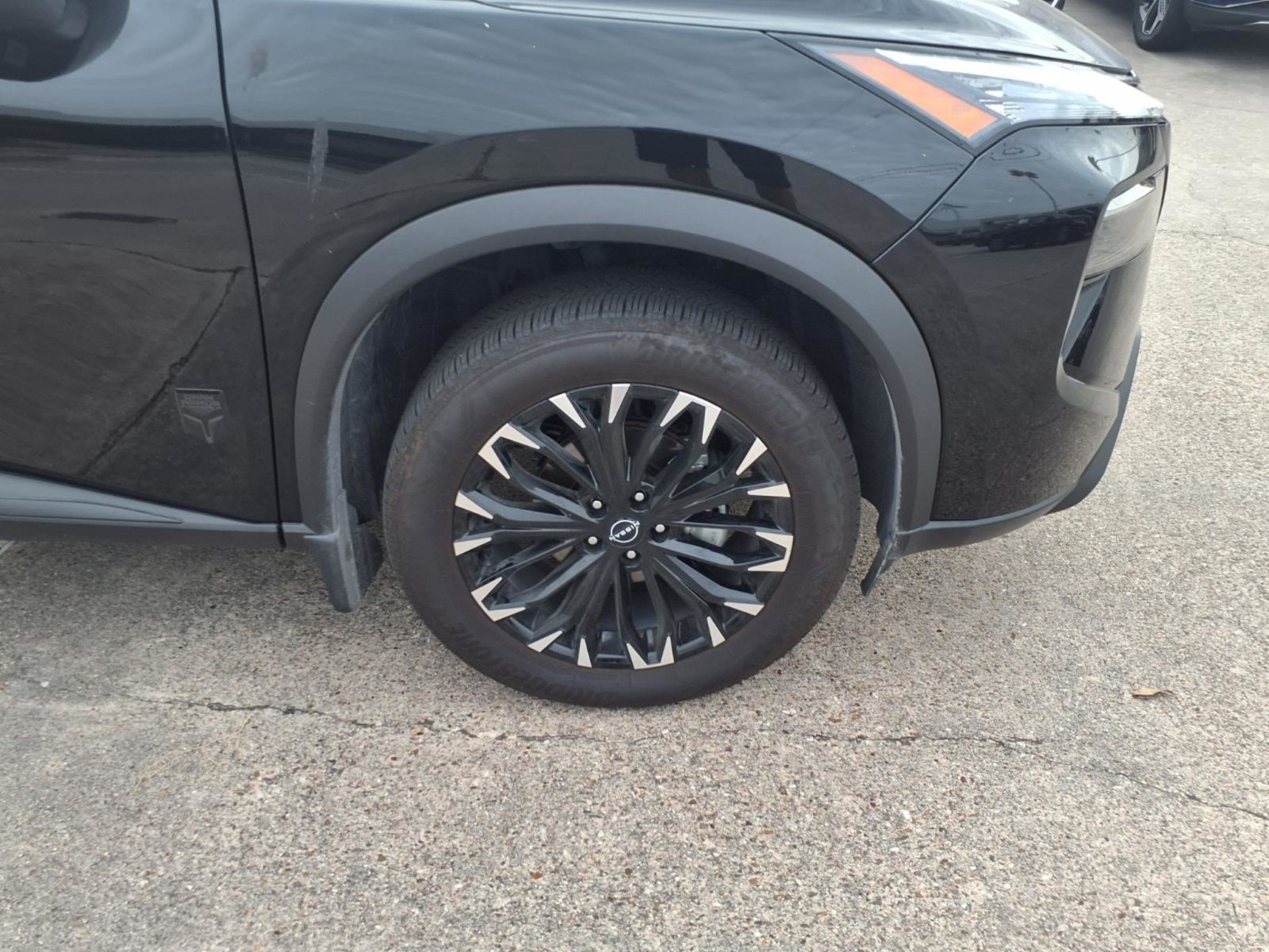 Certified Used 2026 Super Black Nissan Dark Armor image 8