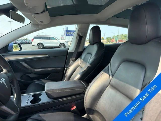 Used 2021 Deep Blue Metallic Tesla Standard Range Plus image 15