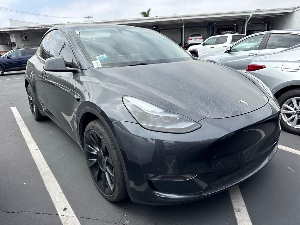 2024 Tesla Model Y Long Range Dual Motor All-Wheel Drive's photo