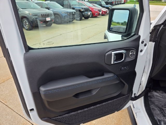 Certified Used 2023 Bright White Clearcoat Jeep Rubicon image 26