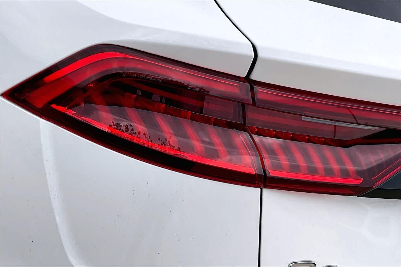 Used 2023 Carrara White Audi Premium image 28