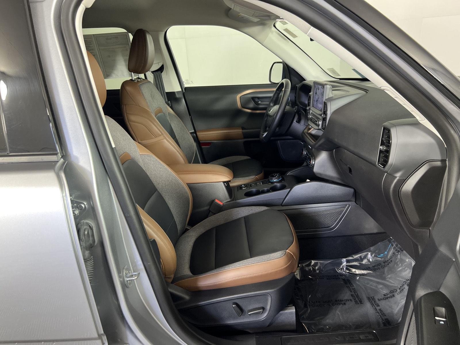 Used 2023 Iconic Silver Ford Outer Banks image 4