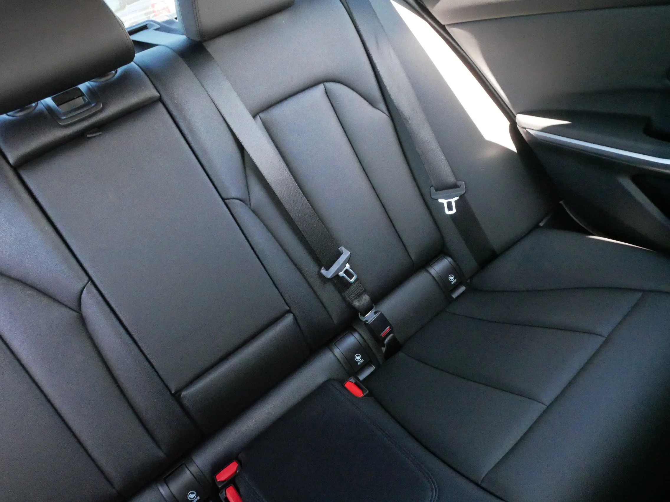 Used 2021 Jet Black BMW 330i xDrive image 14