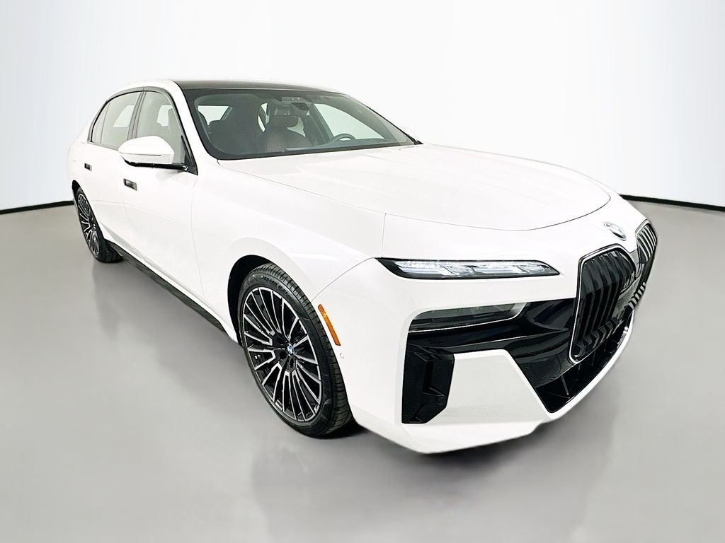 Used 2026 Mineral White Metallic BMW 750e xDrive image 3