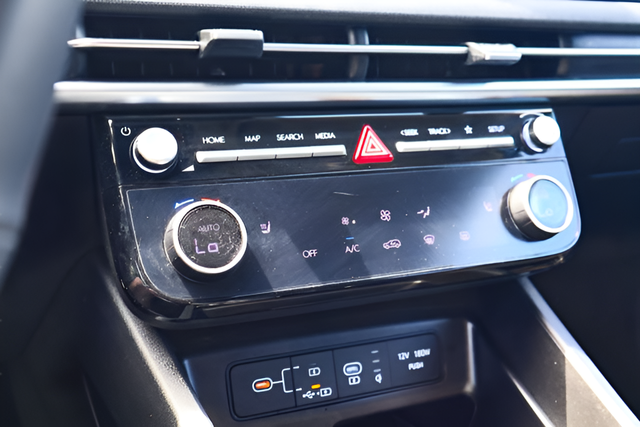 2025 Hyundai Tucson SEL Convenience - Photo 25