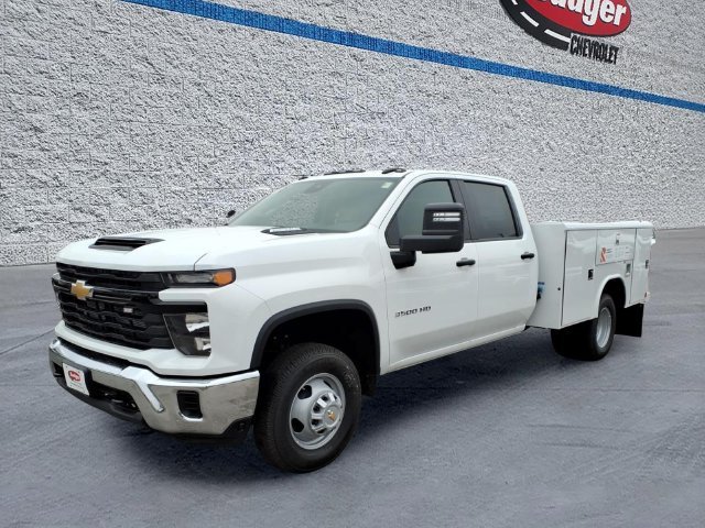 New 2026 Summit White Chevrolet Work Truck image 1