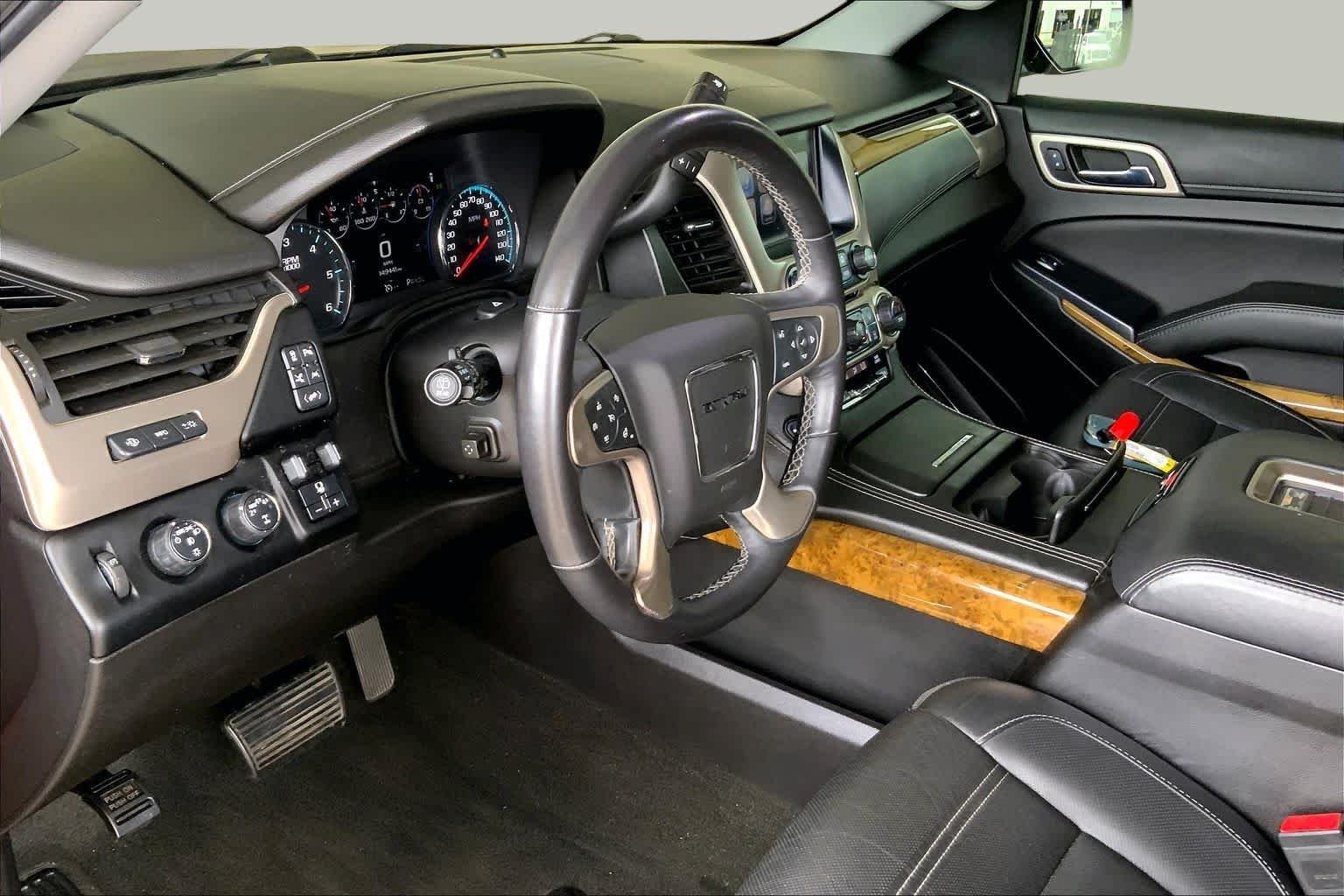 Used 2017 Crimson Red Tintcoat GMC Denali image 18