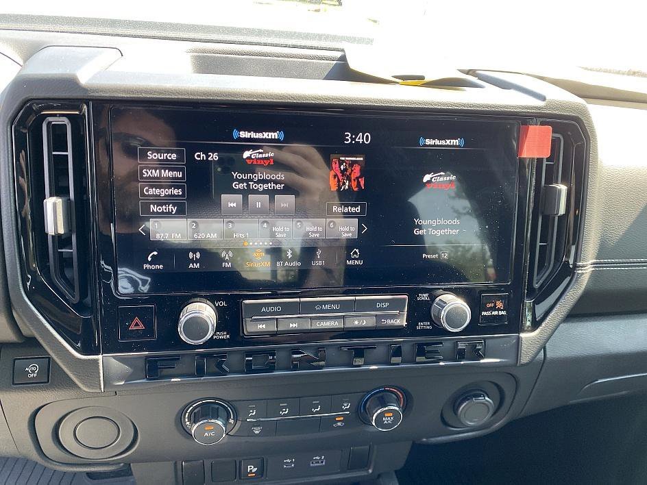 2026 Nissan Frontier SV - Photo 8