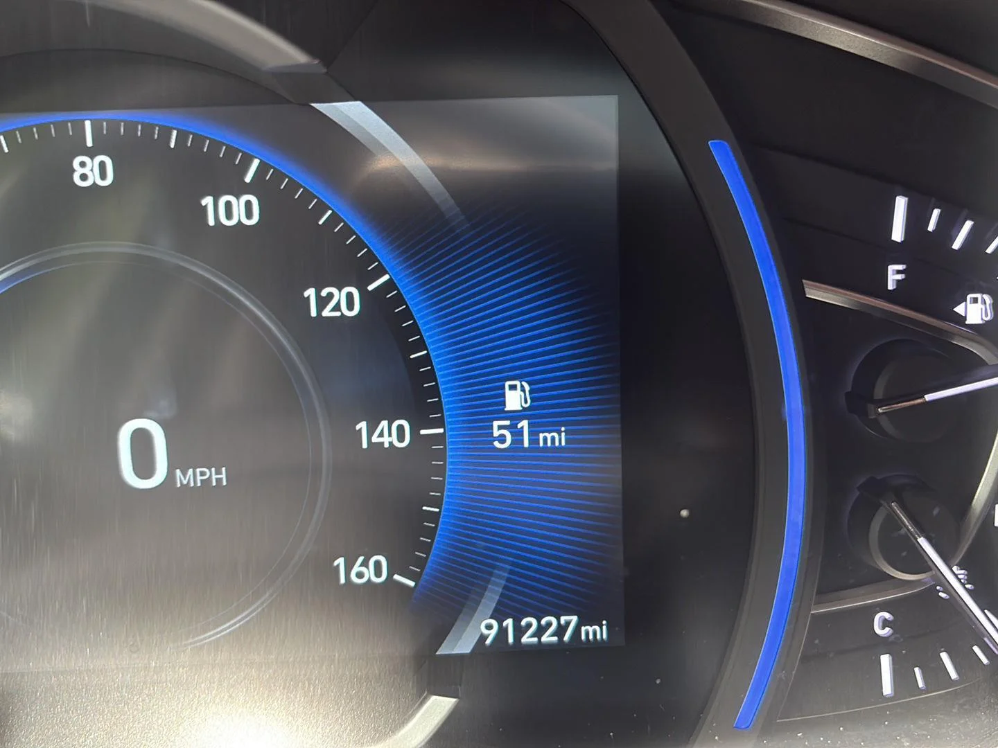Used 2020 Rainforest Hyundai SEL image 3