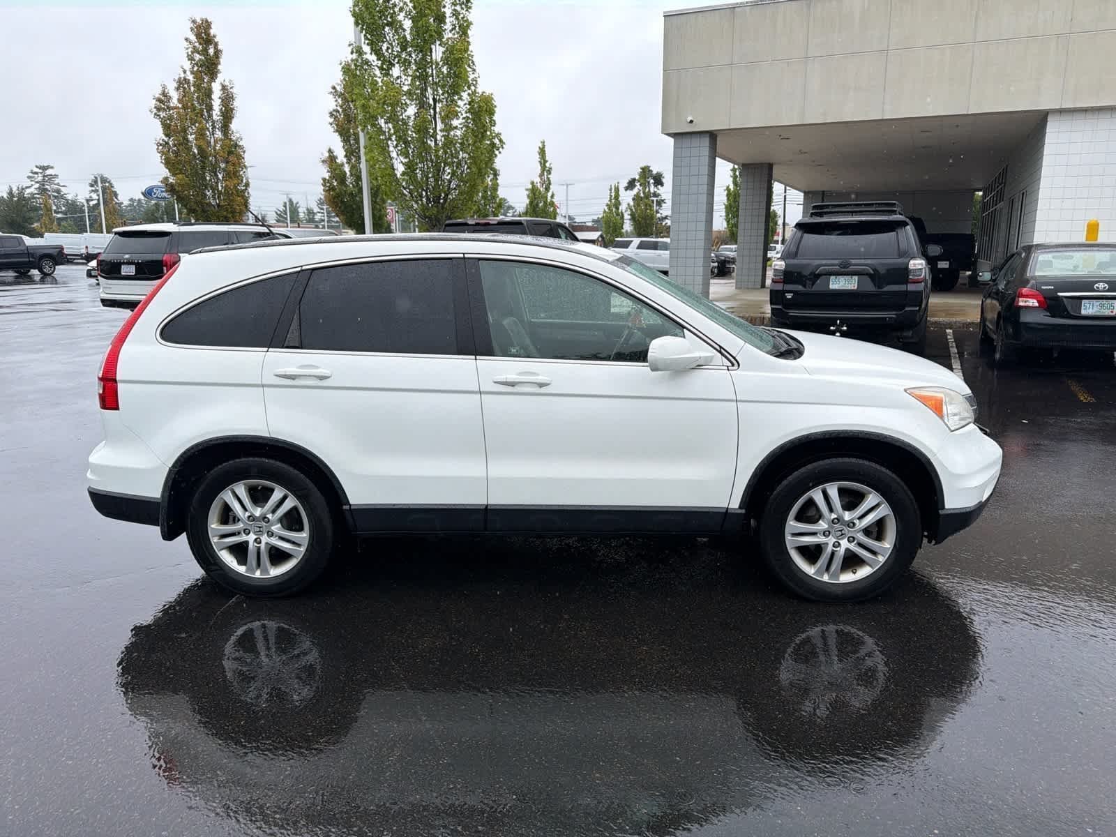 Used 2010 Taffeta White Honda EX-L image 8