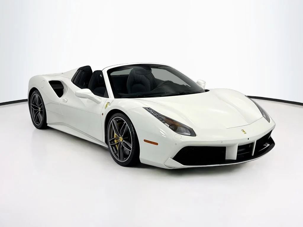Used 2018 Bianco Avus Ferrari Base image 3
