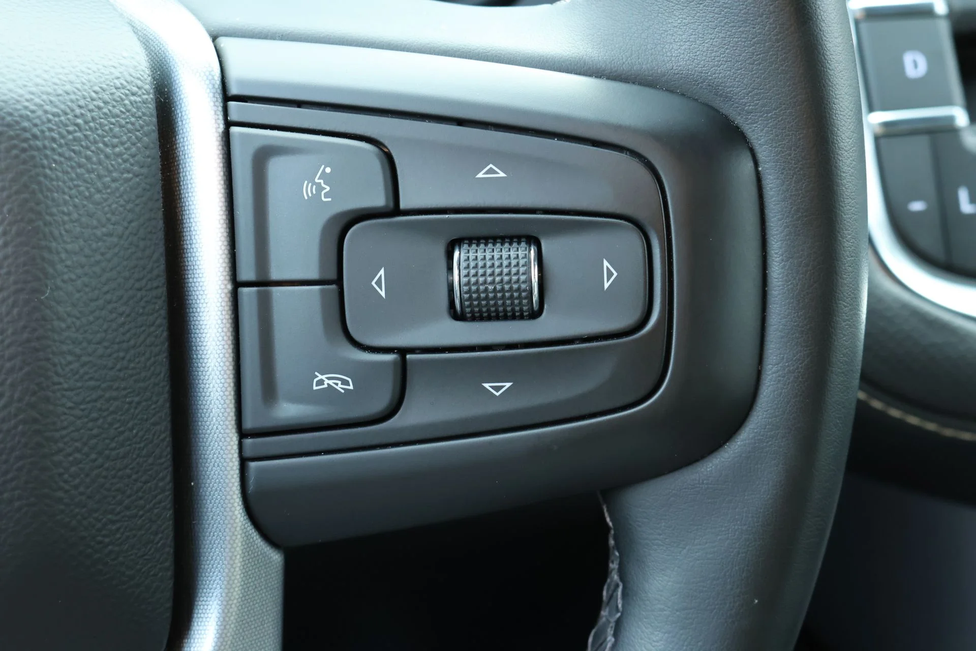 Used 2023 Blue GMC SLT image 10