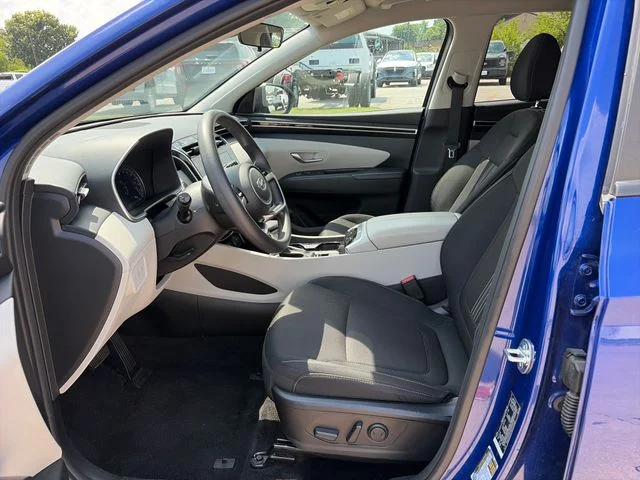 Used 2024 Blue Hyundai SEL image 10