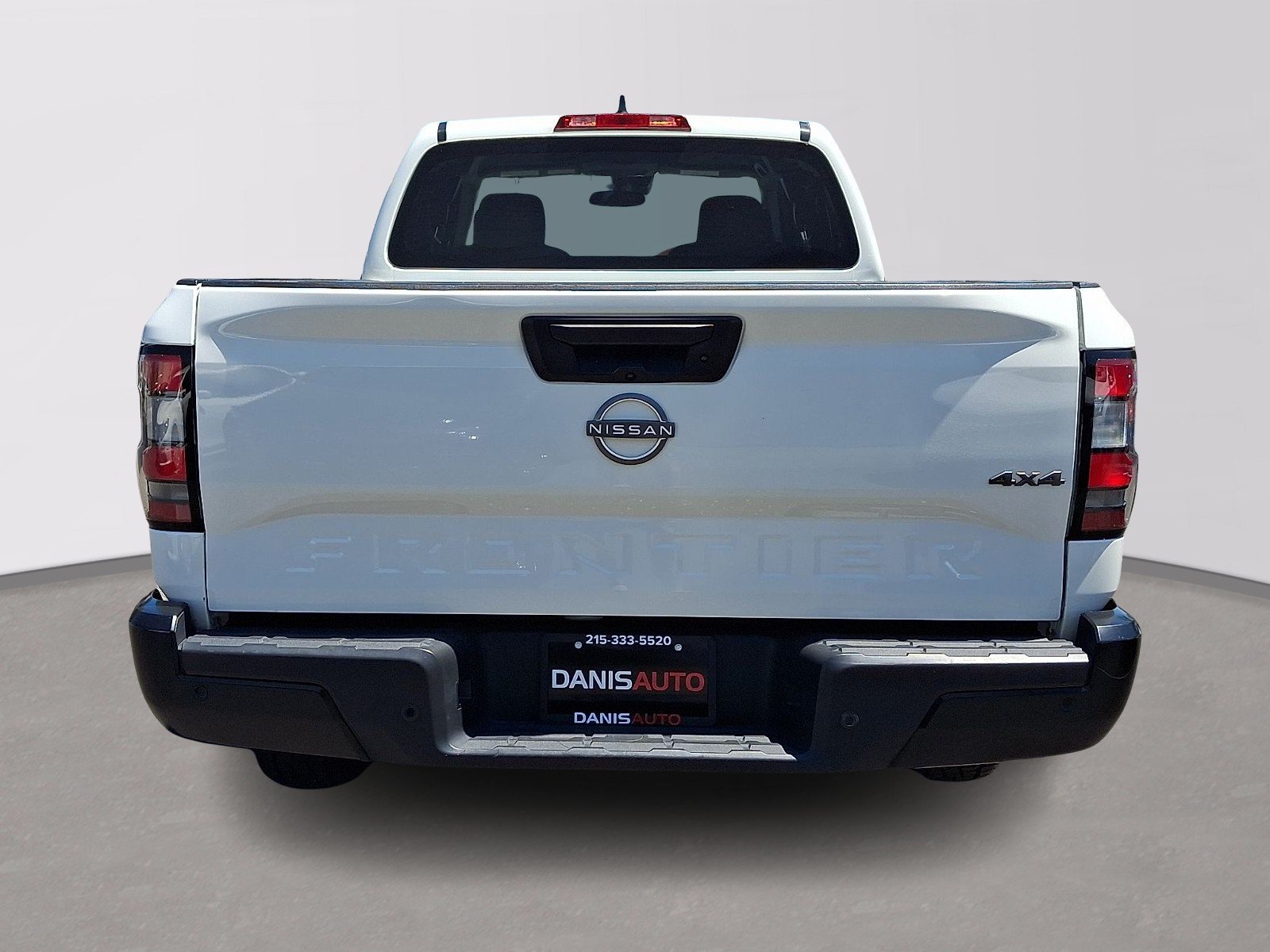 Used 2022 Glacier White - QAK Nissan King Cab S 4x4 image 6