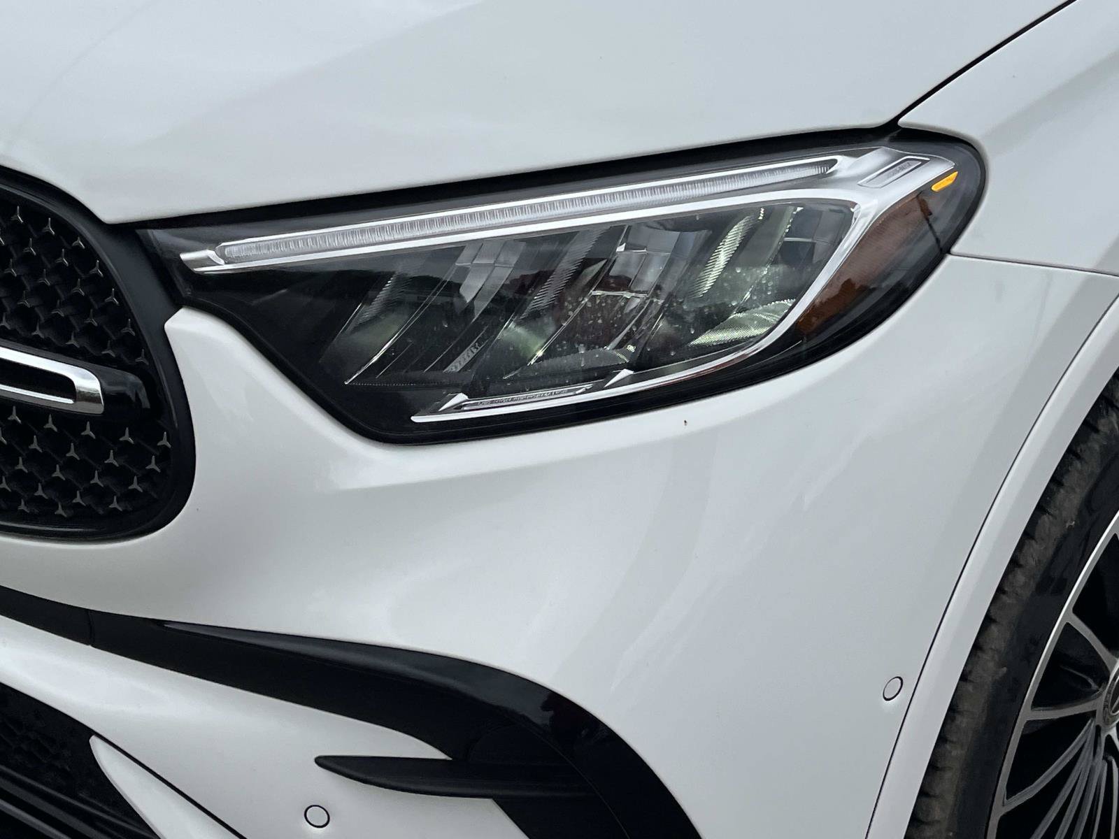 Used 2026 Polar White Mercedes-Benz GLC 300 image 9