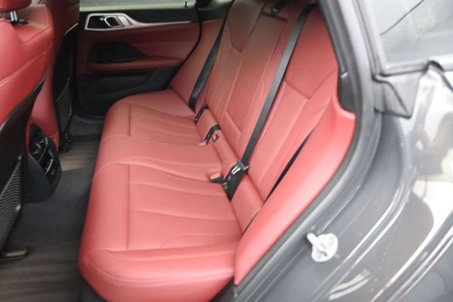 Used 2023 Gray BMW eDrive40 image 10