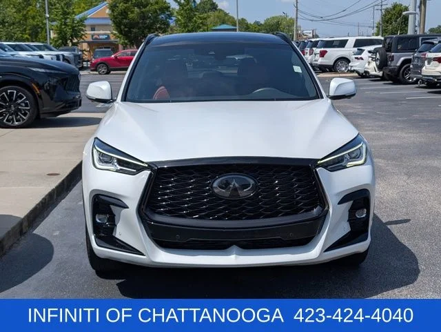 Certified Used 2023 White INFINITI SPORT image 10