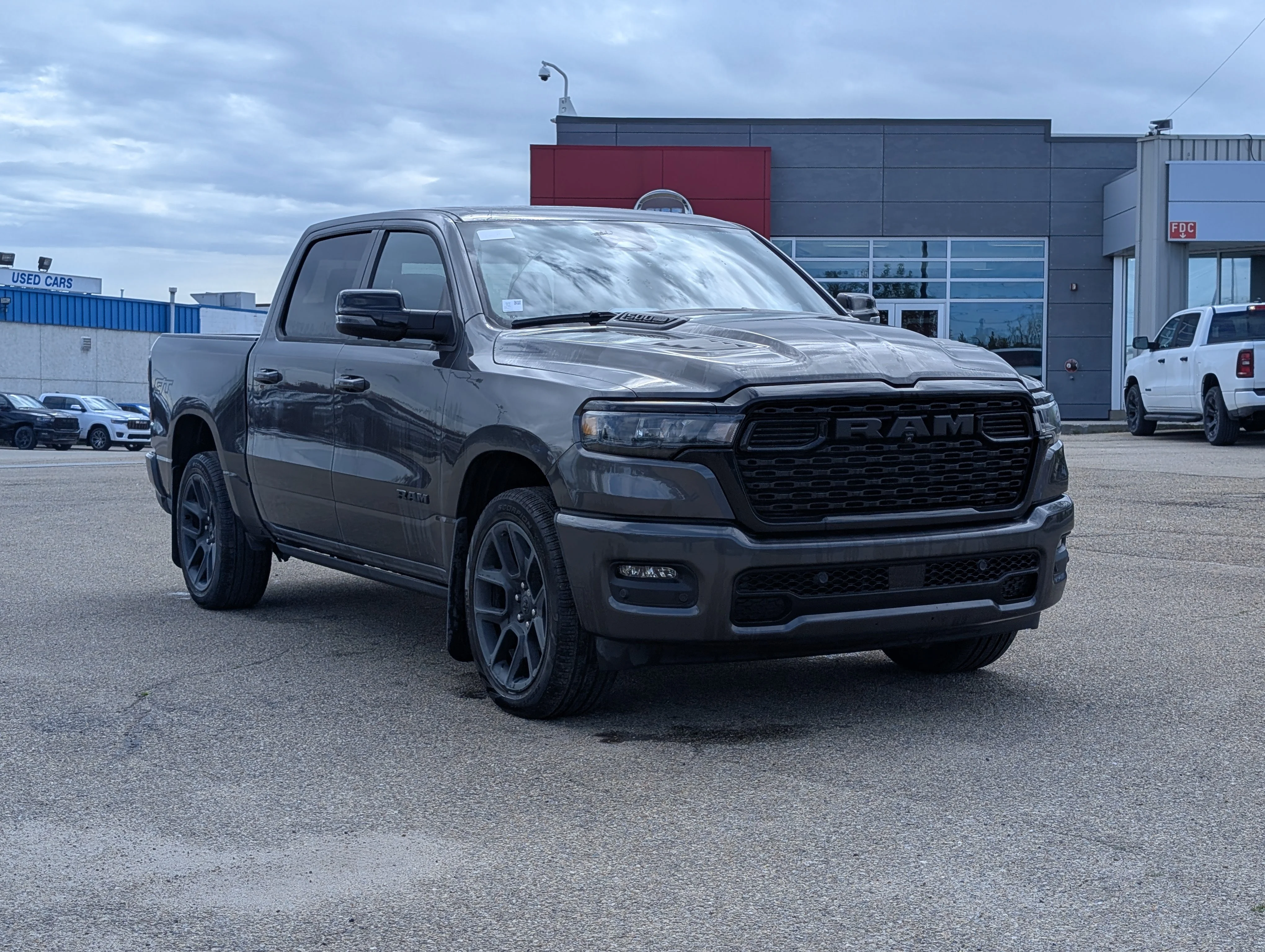 New 2025 Granite Crystal Metallic Ram Sport image 9