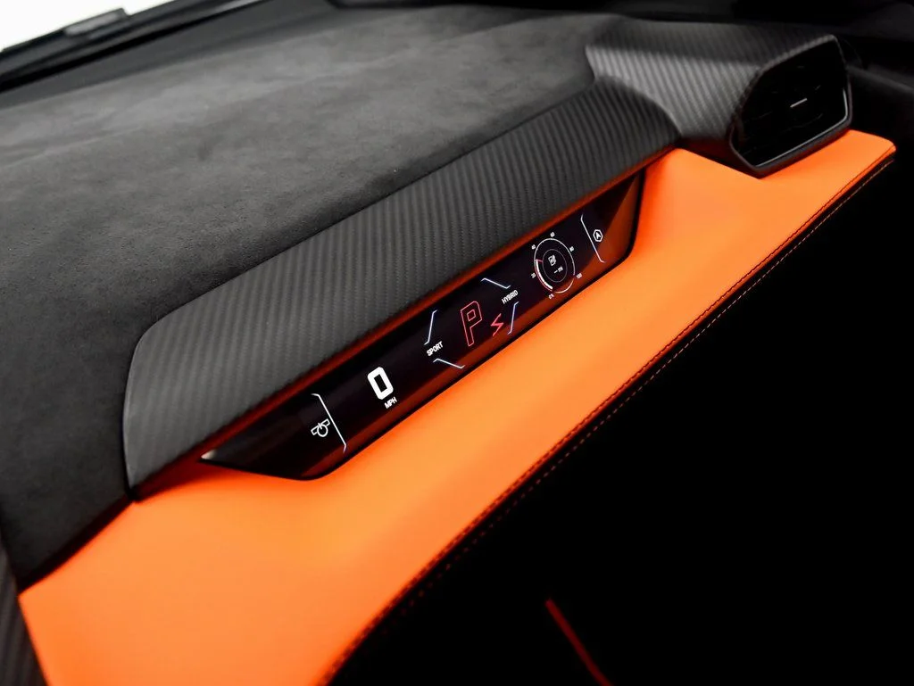 2026 Lamborghini Revuelto Base - Photo 22